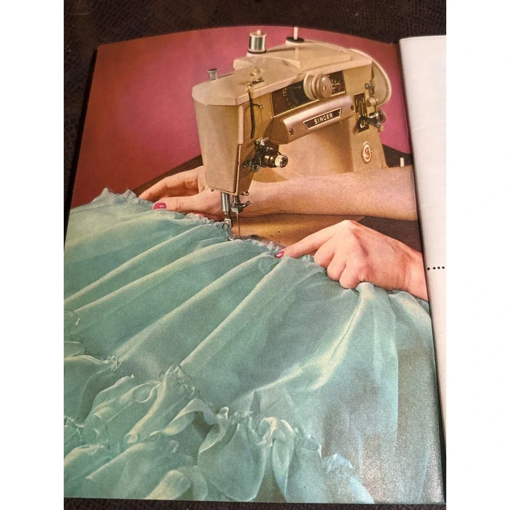 Creating Charm When Sewing for‎ Girls Singer Book 116